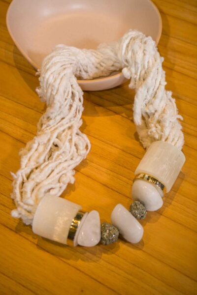 SELENE - COLAR DE MESA