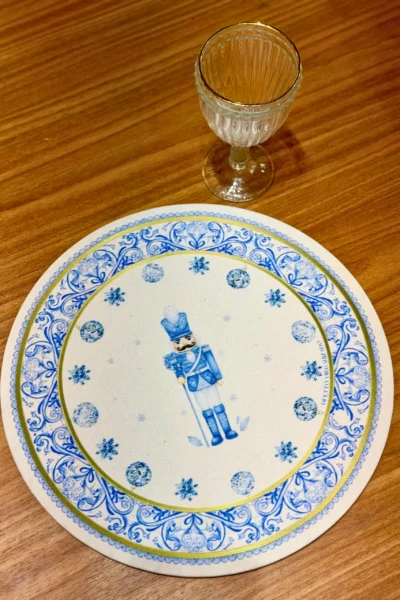 QUEBRA NOZES - CAPA DE SOUSPLAT